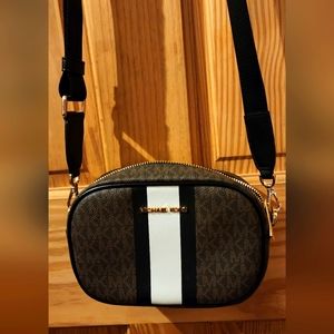 Michael Kors Crossbody